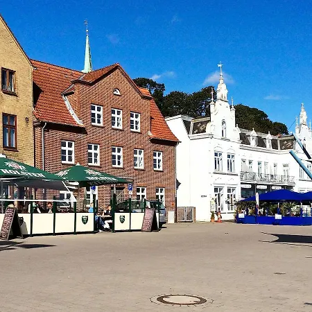 בית נופש 16 Person In Hasselberg *