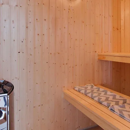 בית נופש 16 Person In Hasselberg